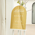 Panneau de bienvenue Création Oriental Sarah en bois avec motifs décoratifs modernes, idéal pour l'entrée ou la réception.