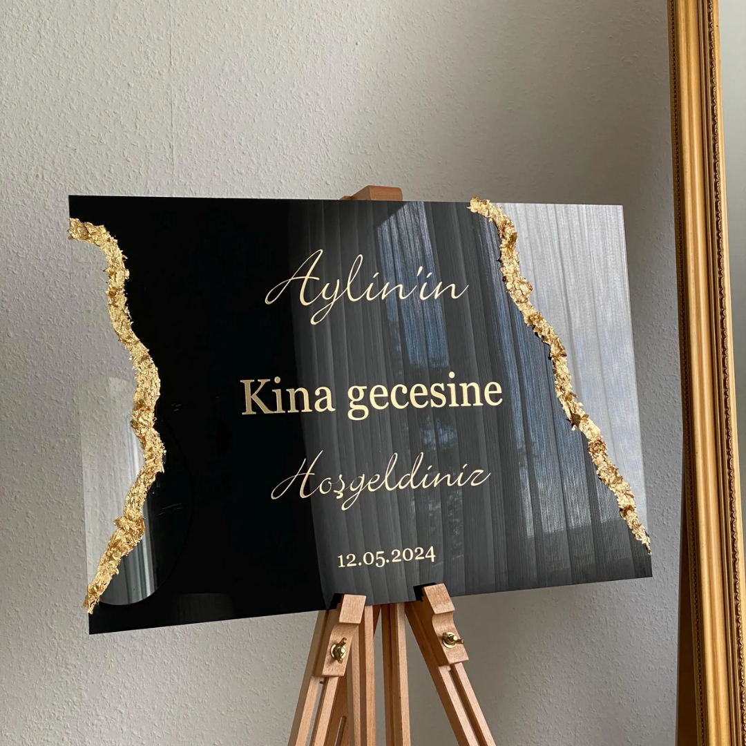 Panneau de bienvenue Nouria de Création Oriental avec motifs traditionnels, décoratif pour l'entrée ou le mur intérieur.